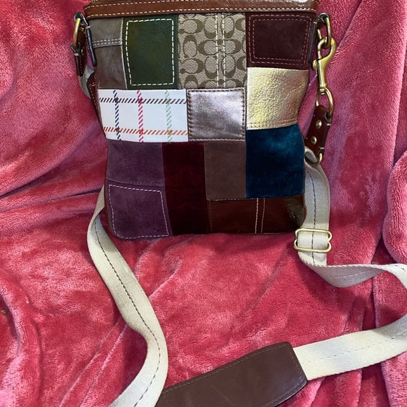 Coach Patchwork Crossbody bag - Picture 4 of 5
